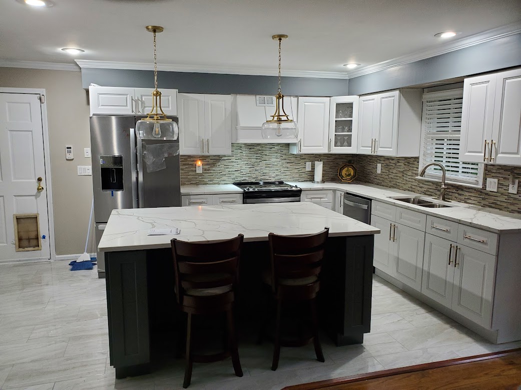 Tahoe White with Wood Hood and Glass Corner Cabinet