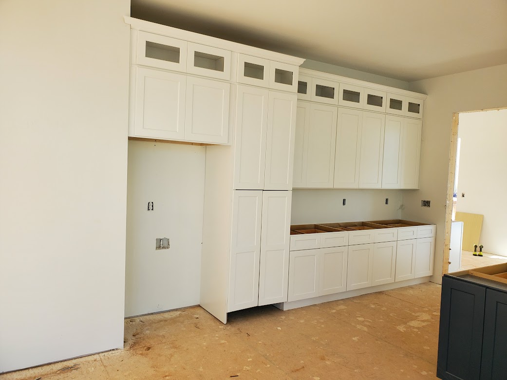 Shaker White with Walk Thru Pantry and Upper Glass Cabinets